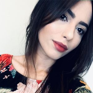 Meet your Posher, Ana maria